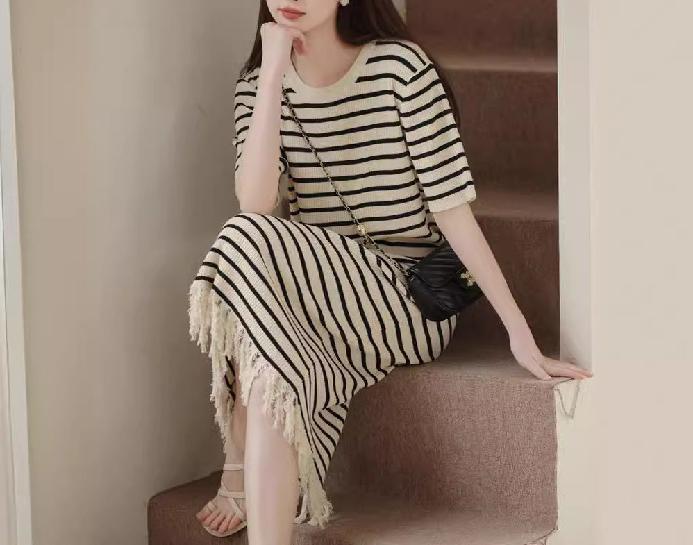 Striped Tassel Knitted Dress - Crew Neck Short - Sleeve Loose Maxi Skirt, Casual Fashion Style